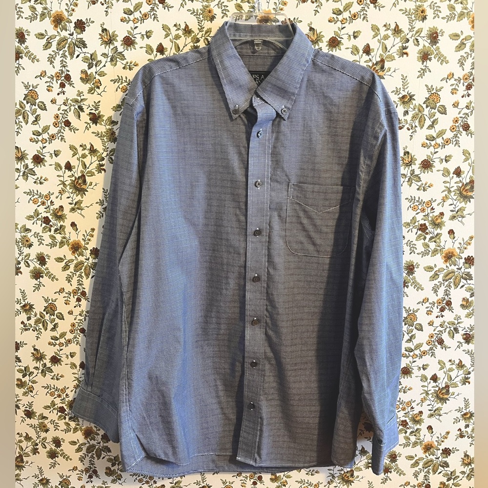 L Jos A. Banks Button Down